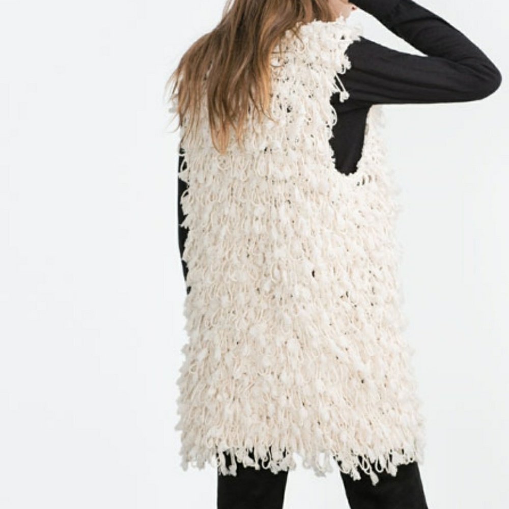 Zara Shaggy Vest - Picture 2 of 3